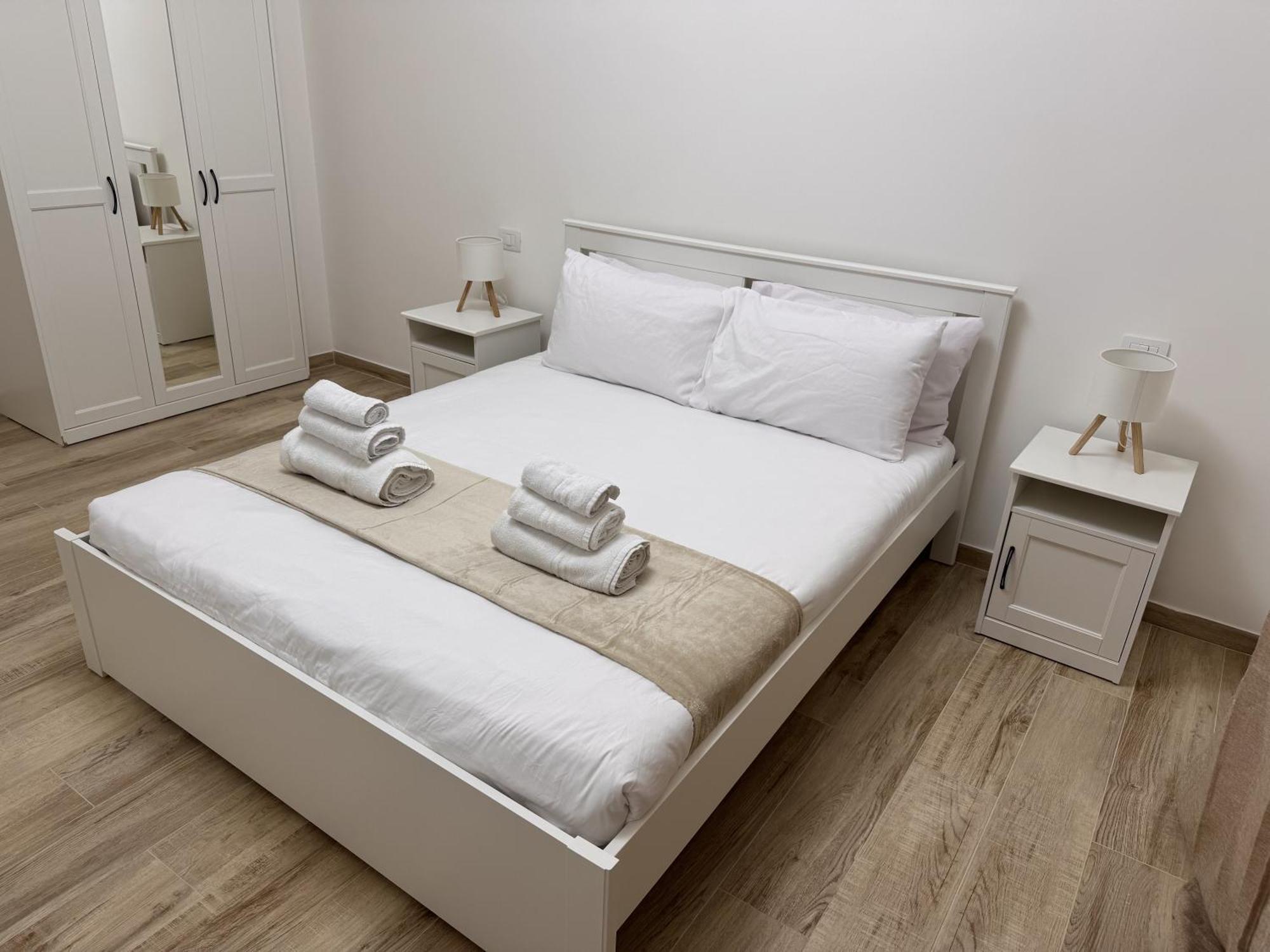 Lejlighed Grimaldi House 64