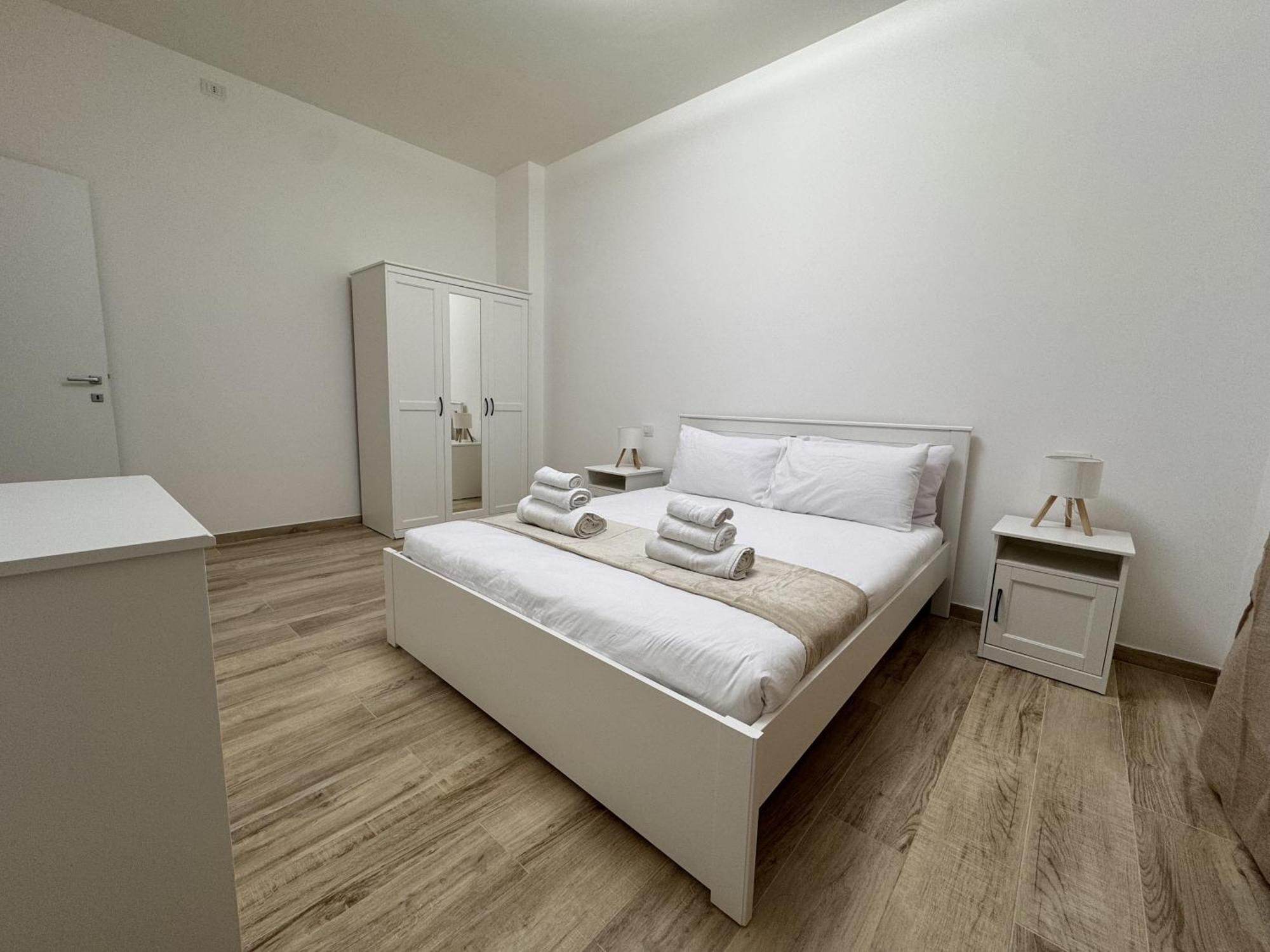 Lejlighed Grimaldi House 64 *