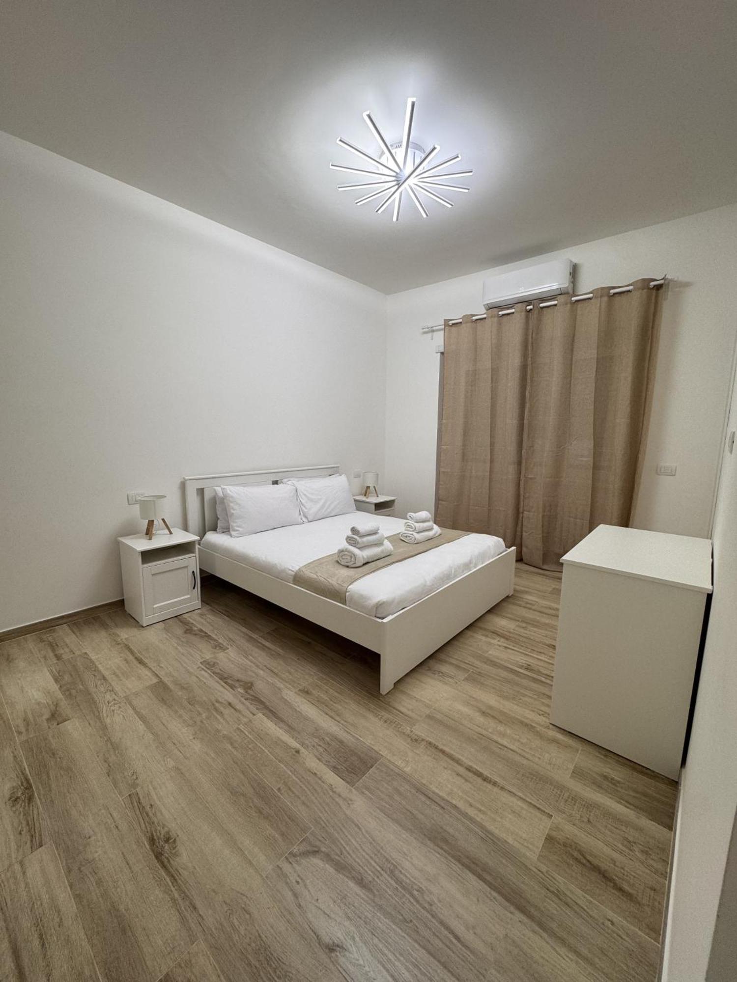 Grimaldi House 64 Apartment